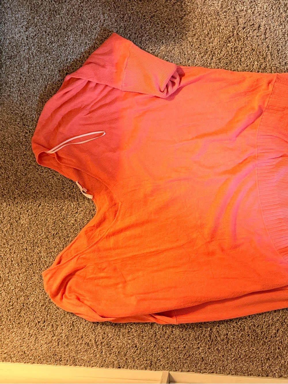 Women's pink Knit sweater